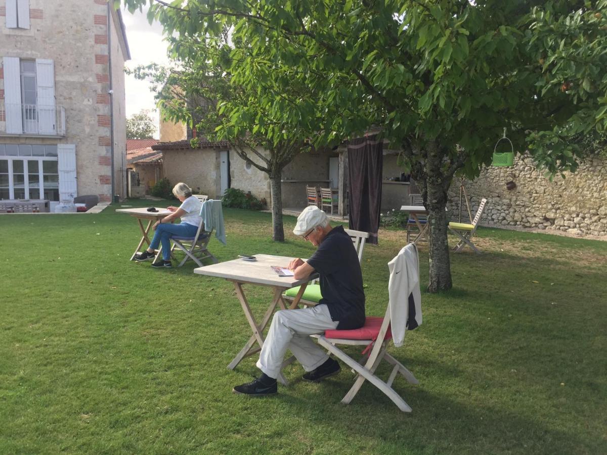 B&B La Mirande De Saint-Clar Exterior photo